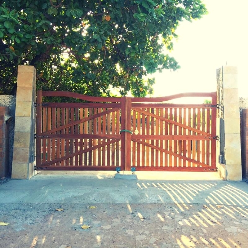 Portão de Madeira Maciça Fortaleza - Portão de Madeira de Correr