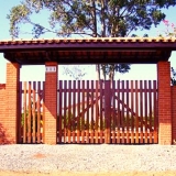 portão de madeira garagem orçar Aracaju