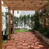 valor de deck de madeira modular base plástica Rio Branco